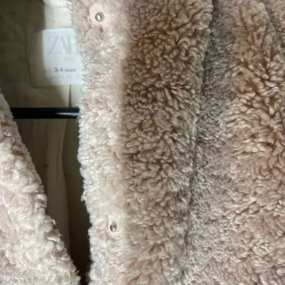 ZARA baby light pink‎ mauve sherpa coat, 3-4 years